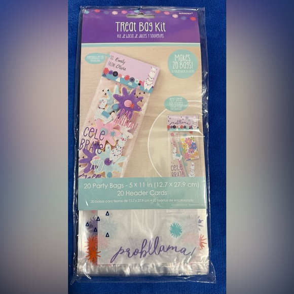 New Unicorn Party Supplies Bundle - Center Piece Hanging Decor And More - Picture 3 of 9